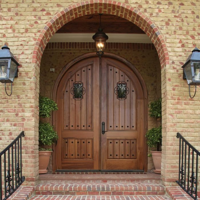 Pinehurst Solid Panel